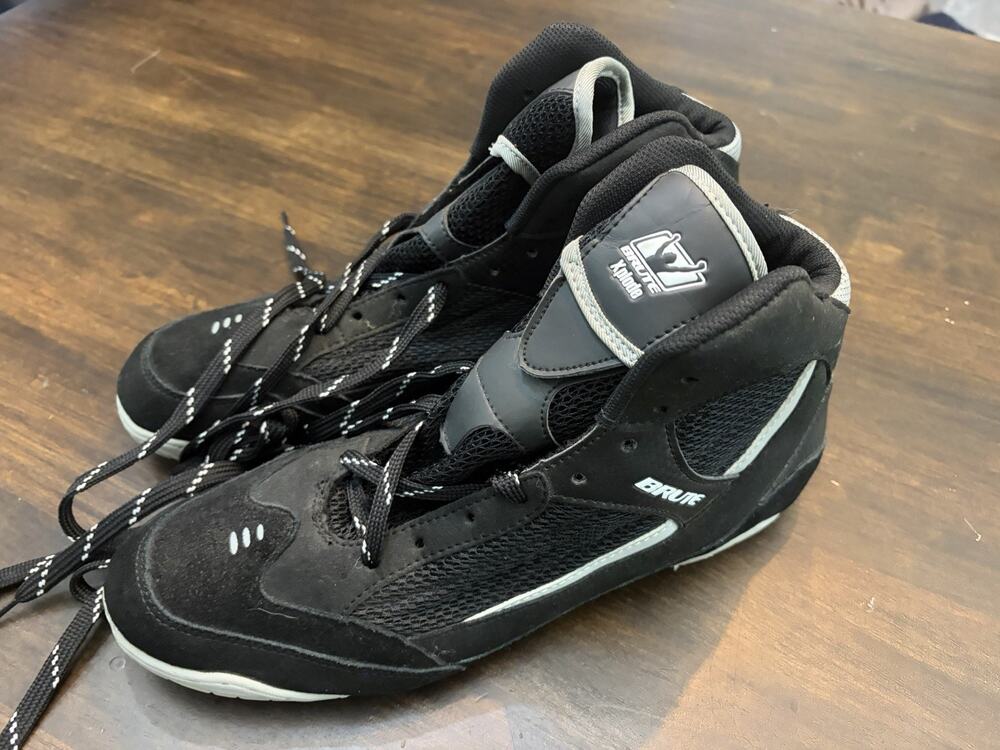 Men's Brute Xplode Wrestling Footwear NEW Size 11